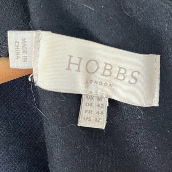 Black dress, light wool, front crossover detail - Picture 10 of 10